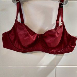 TORRID 42 D DARK RED GLOSSY UNLINED DEMI BRA